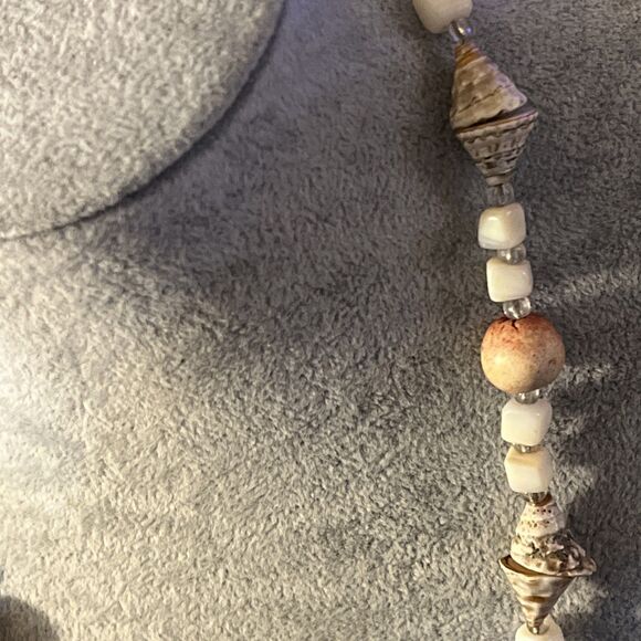 Lovely Authentic Shell & Natural Stone Agate Jasper Cube Beaded Boho Necklace - Picture 8 of 9